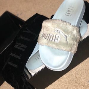Fenty puma fur slides Wns
